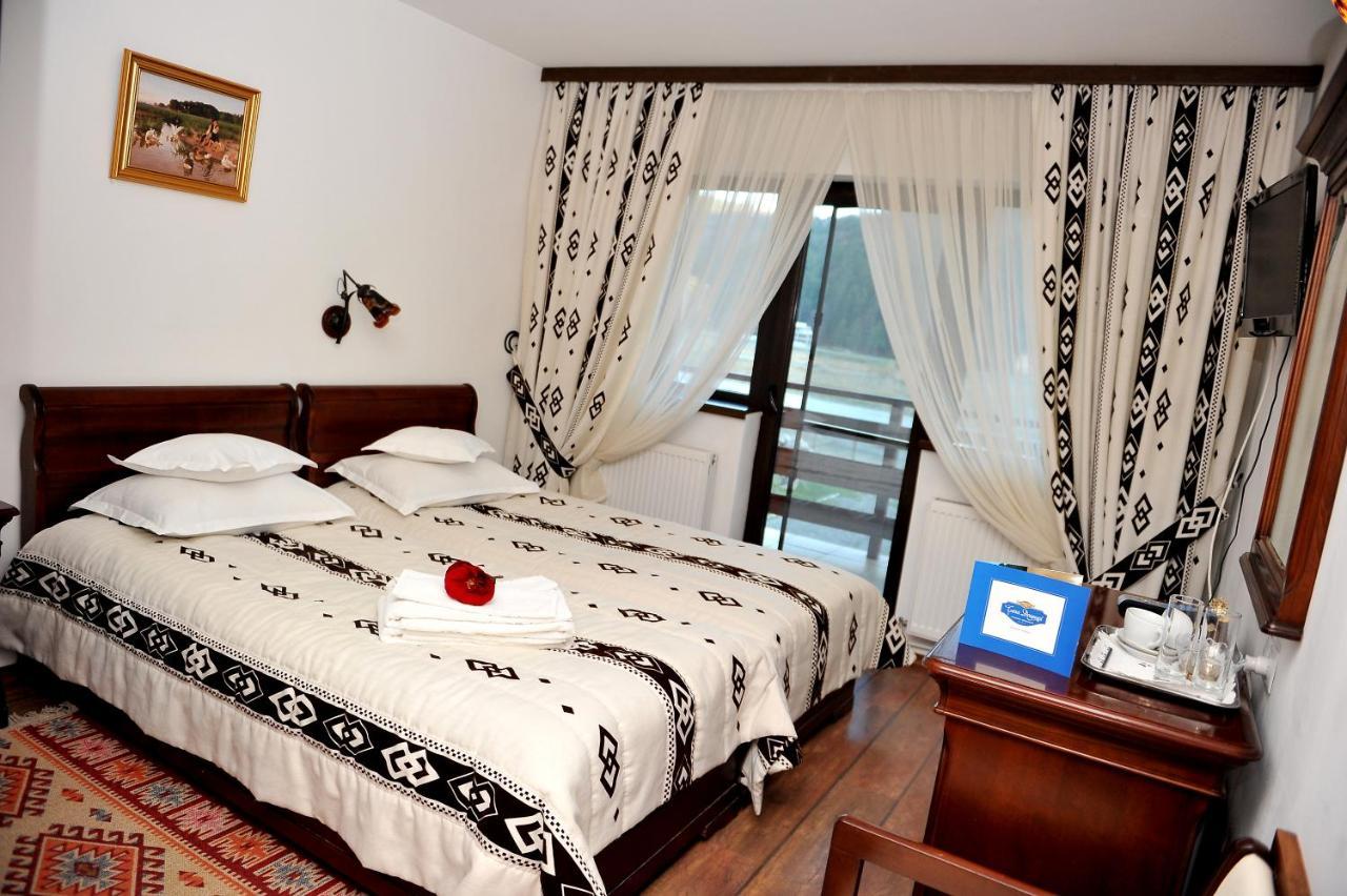 Pensiunea Casa Doamnei Voronet กูรา ฮูมอรูลุย ภายนอก รูปภาพ